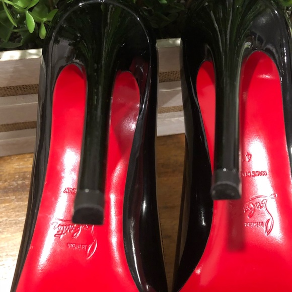 CHRISTIAN LOUBOUTIN Simple Patent Pumps, Black 41 - Picture 6 of 8